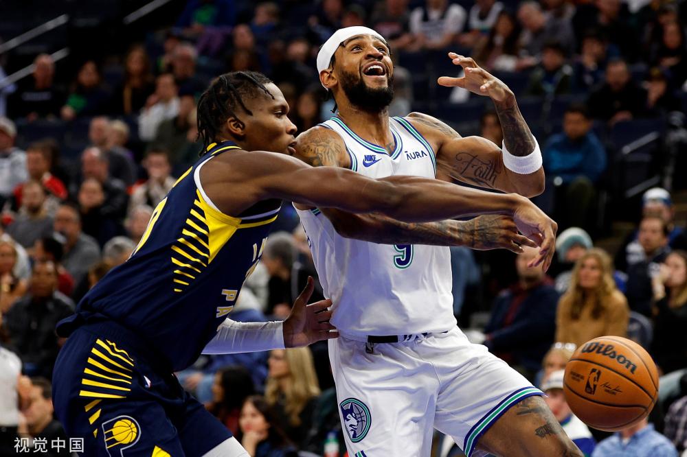 崔康熙在接 崔康熙在接